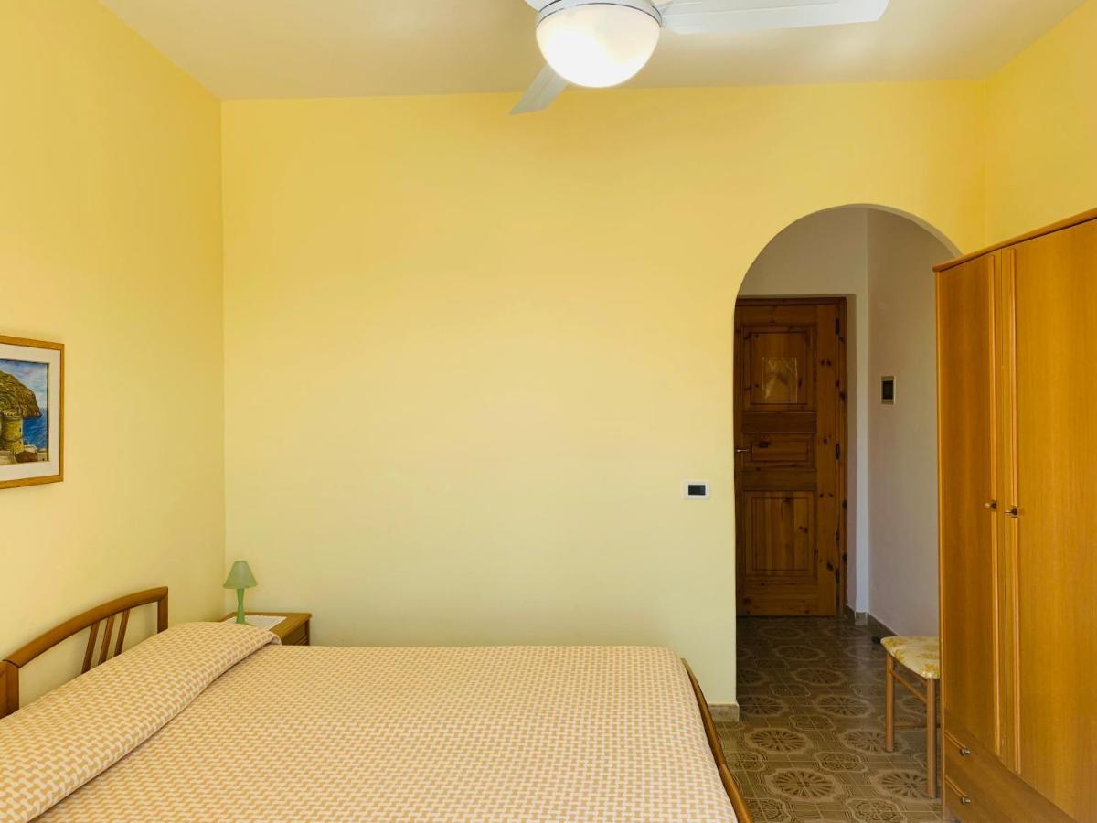 Pensione Casa Verde Sant'Angelo  エクステリア 写真